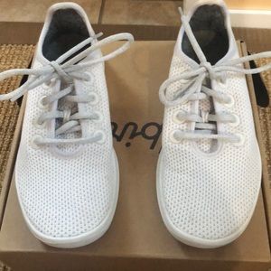 AllBirds Shoes Chalk White Women’s Tree Runners